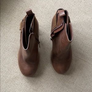 Target healed bootie